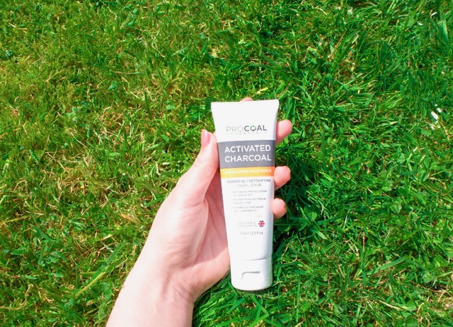 Procoals face scrub review